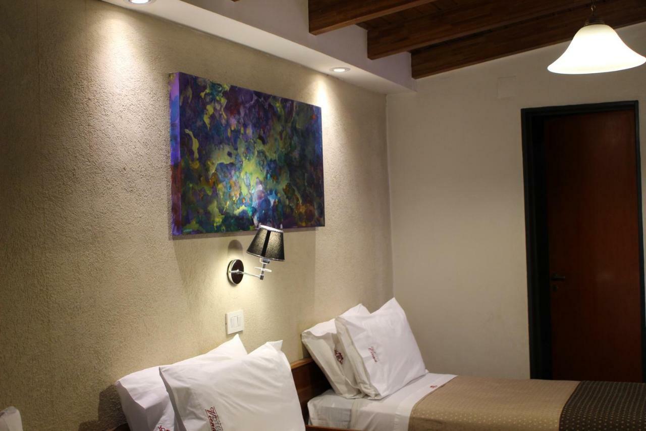 Hotel Viena Cordoba Exterior photo